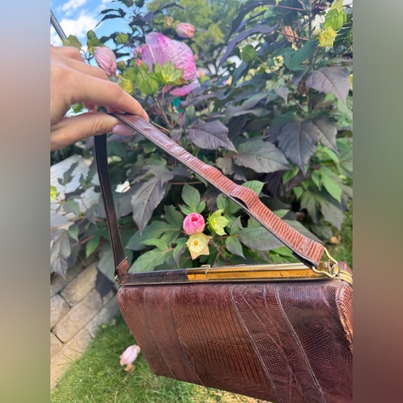 50s Vintage Brown Lizard Skin Purse - Picture 4 of 11